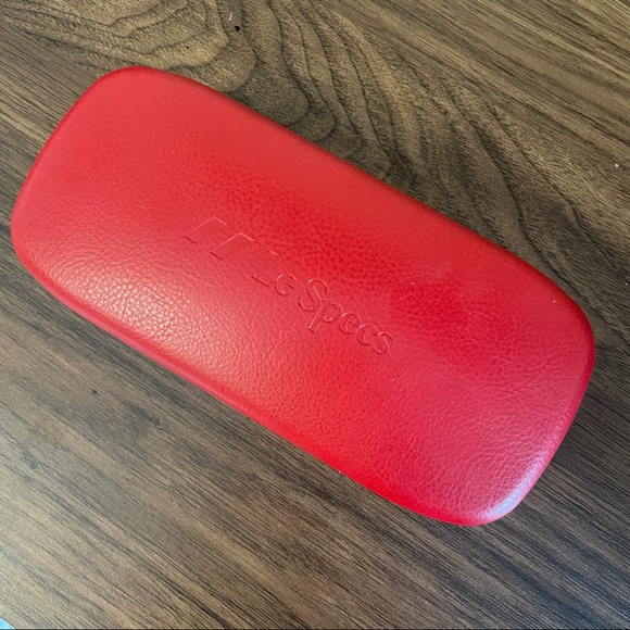 Le Specs Ufology Alt Fit in Gold Quartz - Picture 9 of 11